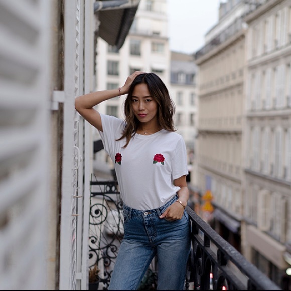 Song Of Style Rose Tits White Tee XS-M - Picture 6 of 7